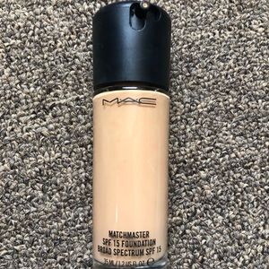 MAC matchmaster foundation